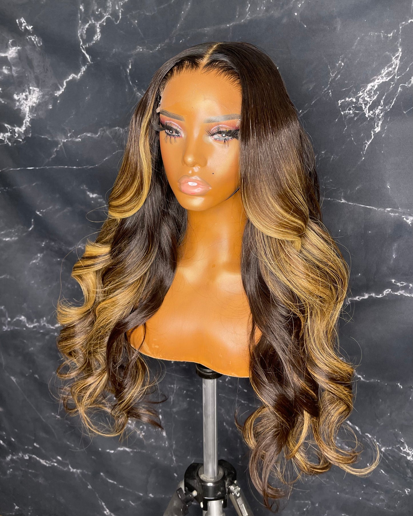 Ready to Wear: Shey