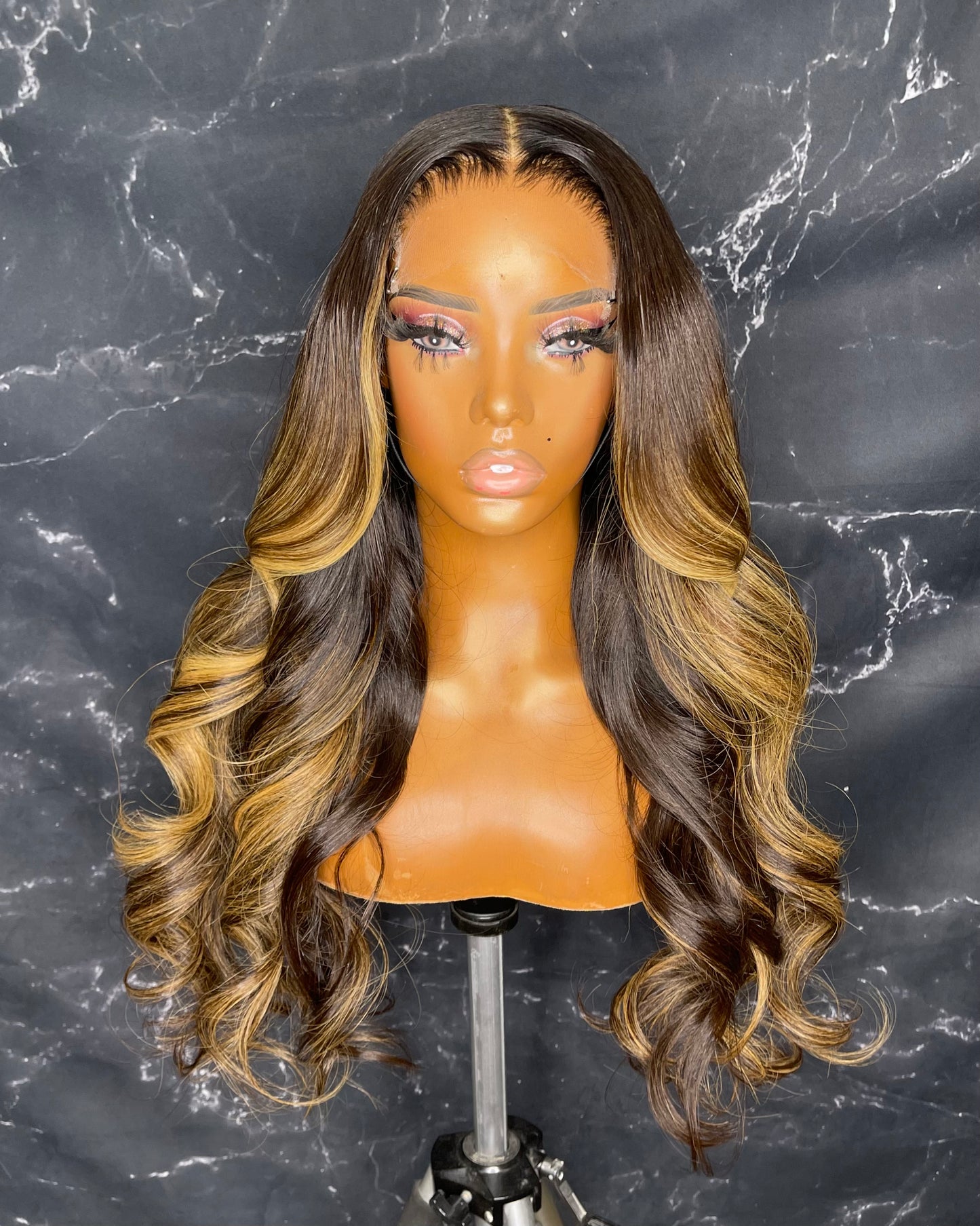 Ready to Wear: Shey