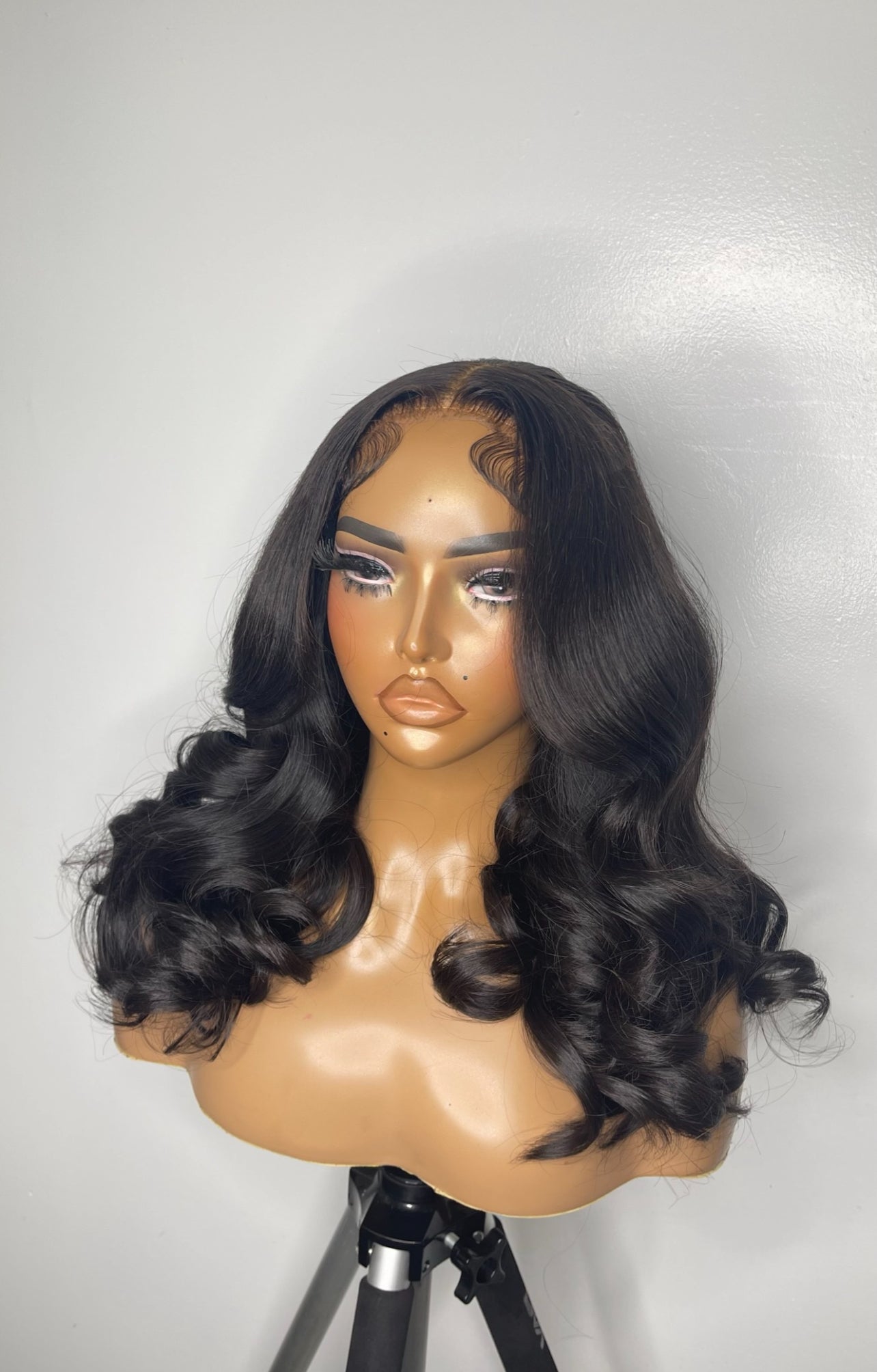 16" Cambodian Wig